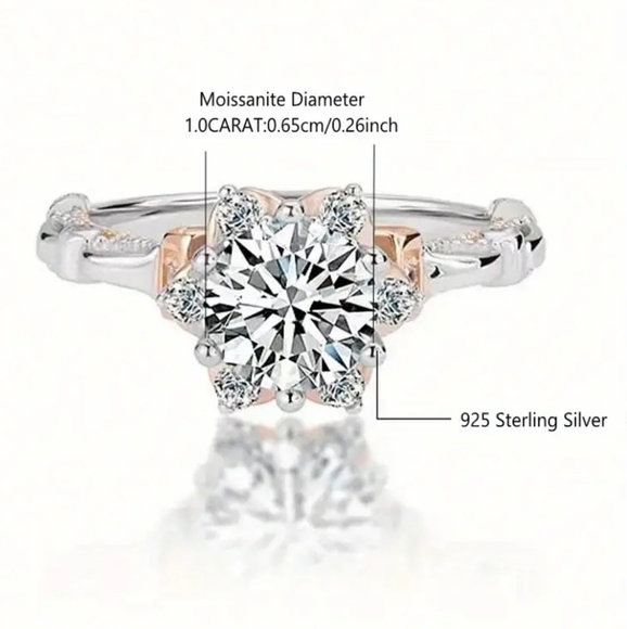 VQ Sterling Silver Ring - Picture 4 of 5